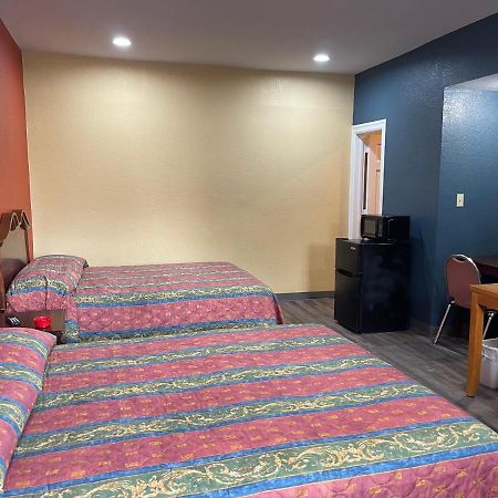 ويلسون، كارولاينا الشمالية Kenwood Court Motel المظهر الخارجي الصورة